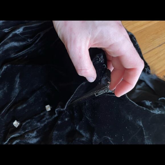 40s Vintage Black Silk Velvet Shirt Dress - Picture 10 of 10